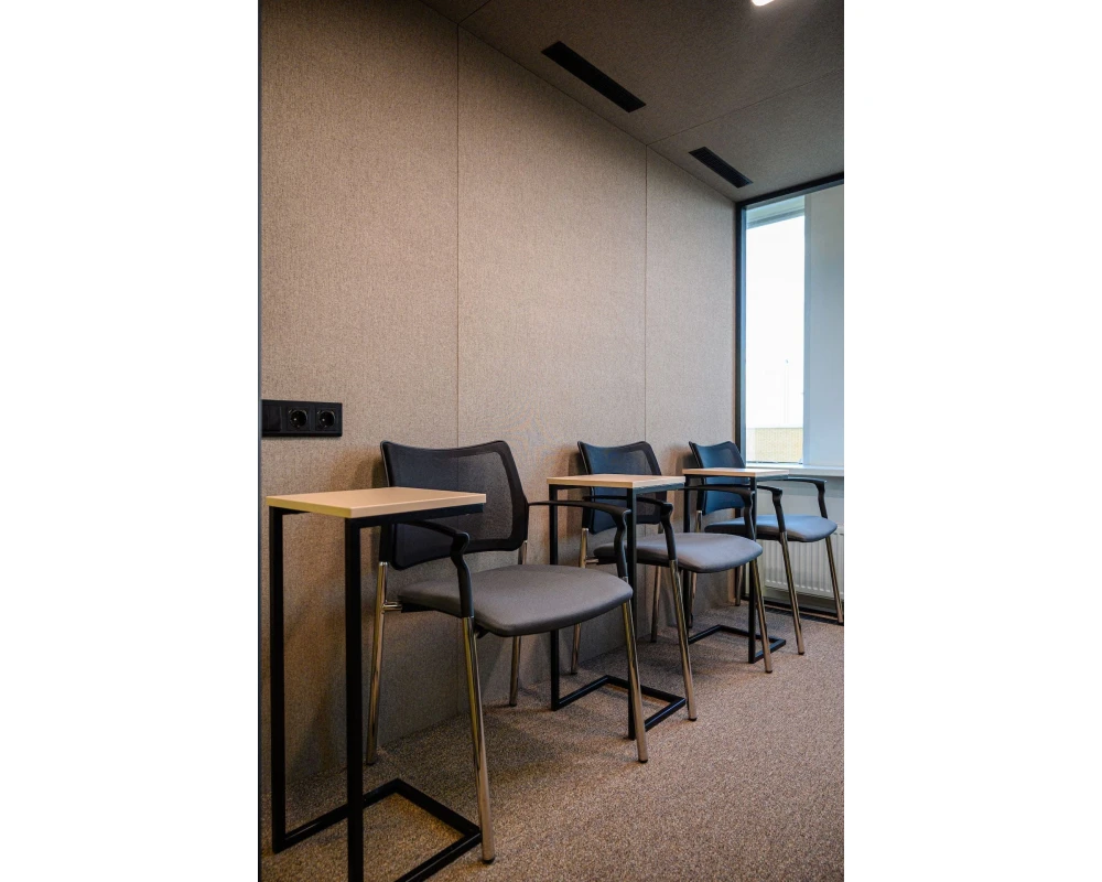 Акустическая кабина LWOP SIX-SEATER (задняя стенка стекло)